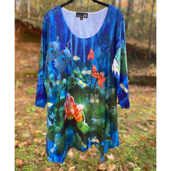 2 CSC STUDIO Abstract Floral Tunic Top Shirt White Blue SZ 1X C100142 - Picture 2 of 7